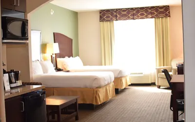 Photo 5 - Holiday Inn Express Hotel & Suites Pratt by IHG