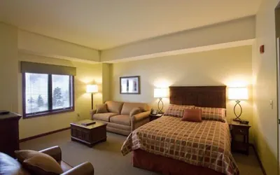 Photo 5 - The Tamarack Club