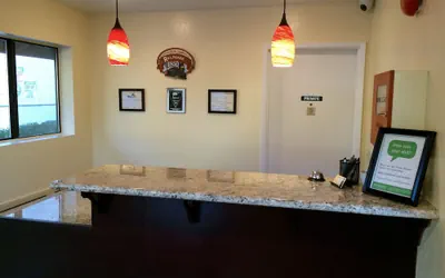 Photo 3 - Jamestown Railtown Motel