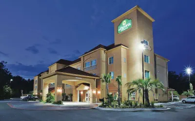 La Quinta Inn & Suites by Wyndham Hinesville - Fort Stewart