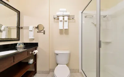 Photo 3 - Holiday Inn Montgomery Airport South by IHG