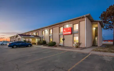 Photo 2 - Econo Lodge Lexington