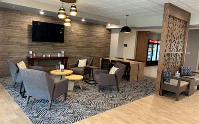 Photo 3 - Candlewood Suites Grand Junction by IHG
