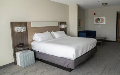 Photo 5 - Holiday Inn Express Pembroke by IHG