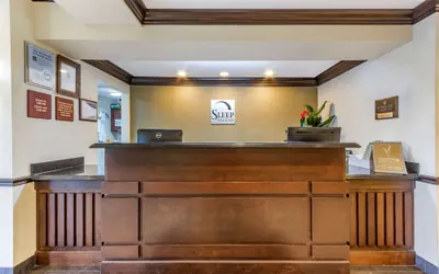 Photo 3 - Sleep Inn & Suites Jacksonville West