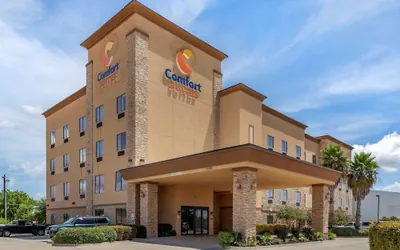Photo 2 - Comfort Suites Buda - Austin South