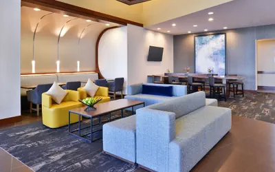 Photo 4 - Hyatt Place Garden City