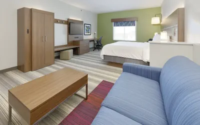 Photo 4 - Holiday Inn Express & Suites Denton North by IHG