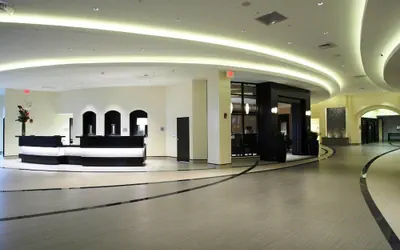 Photo 4 - Hilton Richmond Hotel & Spa/Short Pump