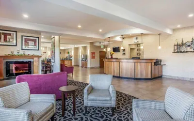 Photo 4 - Comfort Suites Wenatchee Leavenworth