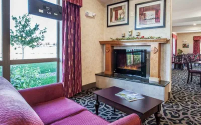 Photo 3 - Comfort Suites Wenatchee Leavenworth