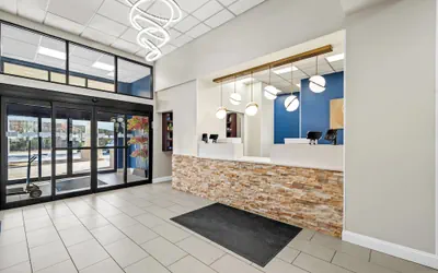 Photo 5 - Comfort Inn & Suites Plainville-Foxboro