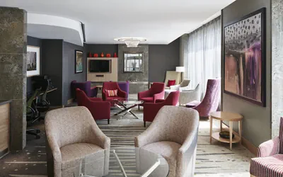 Photo 3 - World Center Hotel