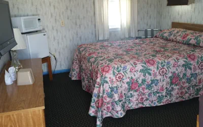 Photo 5 - Sunset Inn