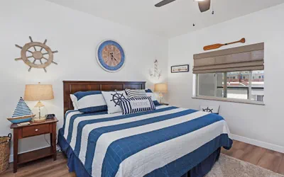 Photo 5 - Beach House Inn & Suites