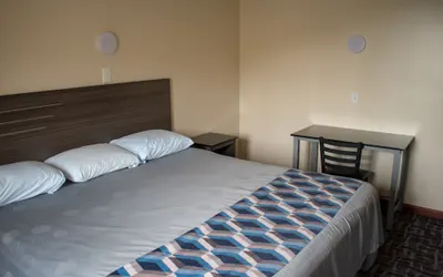 Photo 5 - Inn Of Lenoir Motor Lodge