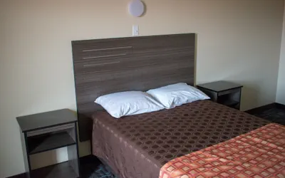 Photo 3 - Inn Of Lenoir Motor Lodge