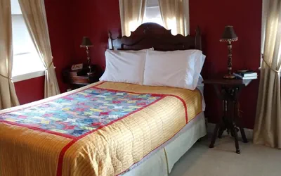 Photo 4 - Haynes Bed and Breakfast