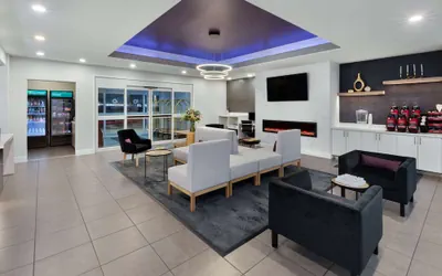 Photo 5 - La Quinta Inn & Suites by Wyndham Austin - Cedar Park