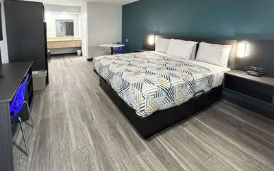 Photo 4 - Value Stay Inn Extended Stay Bakersfield