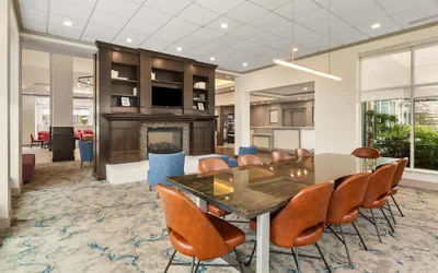 Photo 4 - Hilton Garden Inn Atlanta Airport North