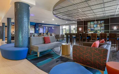 Photo 5 - Cambria Hotel Ft Lauderdale, Airport South & Cruise Port