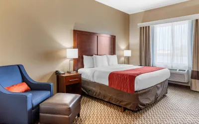 Photo 5 - Comfort Inn & Suites Navasota