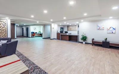 Photo 3 - Candlewood Suites Georgetown by IHG