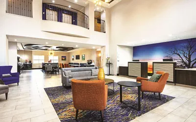 Photo 3 - La Quinta Inn & Suites by Wyndham McKinney