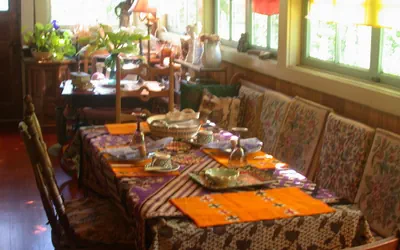 Photo 5 - Hollyhock Country House