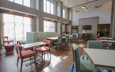 Photo 2 - Hampton Inn & Suites Bay City, TX