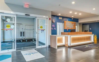 Photo 4 - Microtel Inn & Suites by Wyndham Montgomery