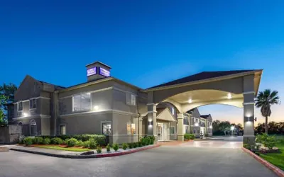 Baymont by Wyndham Texas City