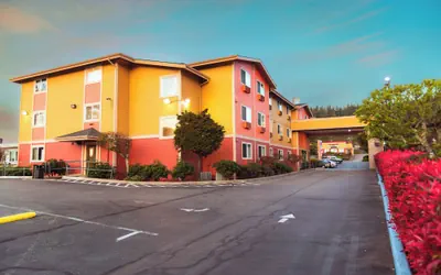 Bay City Inn