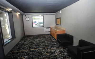 Photo 4 - Relax Inn