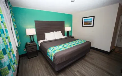 Photo 5 - Relax Inn