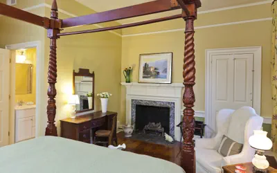 Photo 3 - The Lily Inn