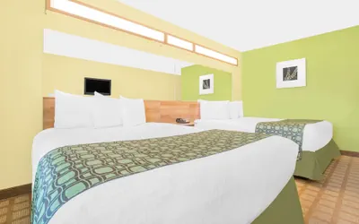 Photo 4 - Microtel Inn & Suites by Wyndham Tuscumbia/Muscle Shoals