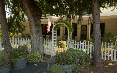 Photo 2 - Dunbar House Inn and Event Property