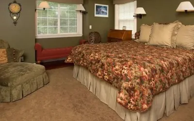 Photo 4 - Dunbar House Inn and Event Property