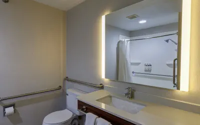 Photo 4 - Holiday Inn Express & Suites Shelbyville Indianapolis by IHG