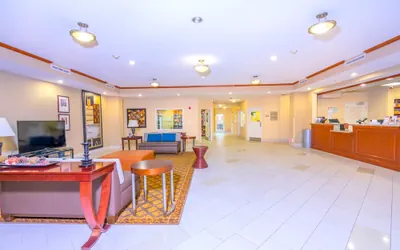 Photo 2 - Candlewood Suites Houston I-10 East by IHG