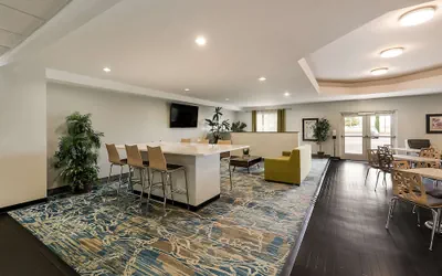 Photo 5 - Best Western Douglas Inn & Suites