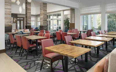 Photo 4 - Hilton Garden Inn Columbia Airport