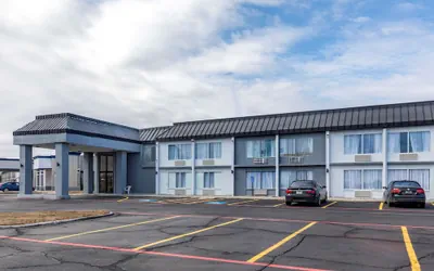 Photo 2 - Quality Inn & Suites Sulphur Springs
