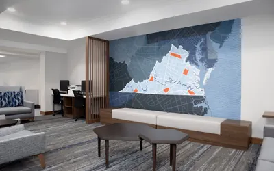 Photo 3 - Holiday Inn Express & Suites Alexandria - Fort Belvoir by IHG