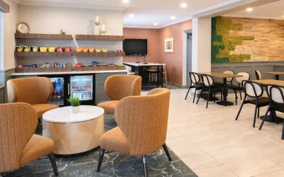 Photo 4 - Best Western Kennewick Tri-Cities Center