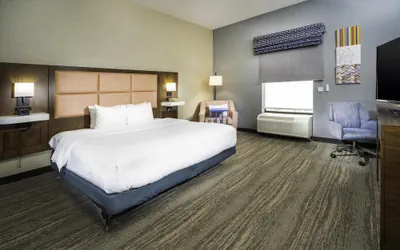 Photo 4 - Hampton Inn & Suites New Iberia Avery Island