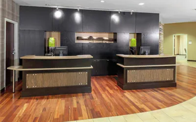 Photo 4 - Courtyard by Marriott Downtown Memphis