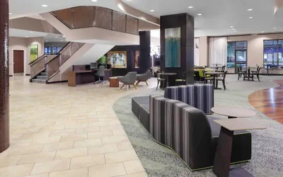 Photo 3 - Courtyard by Marriott Downtown Memphis